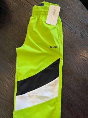 Jo & Jax lime green pants YM